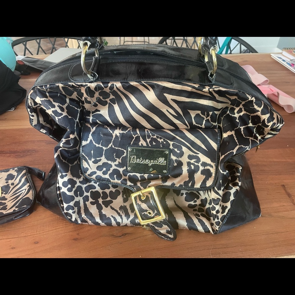 Betsey Johnson betsyville weekender collection